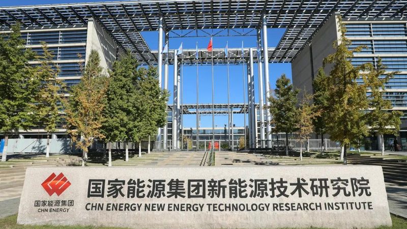 2025年成都太阳能光伏板一瓦价格解析